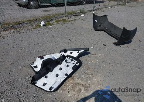 2018 Chevrolet Equinox Lt из США, поврежденный, VIN 2GNAXJEV6J6339355